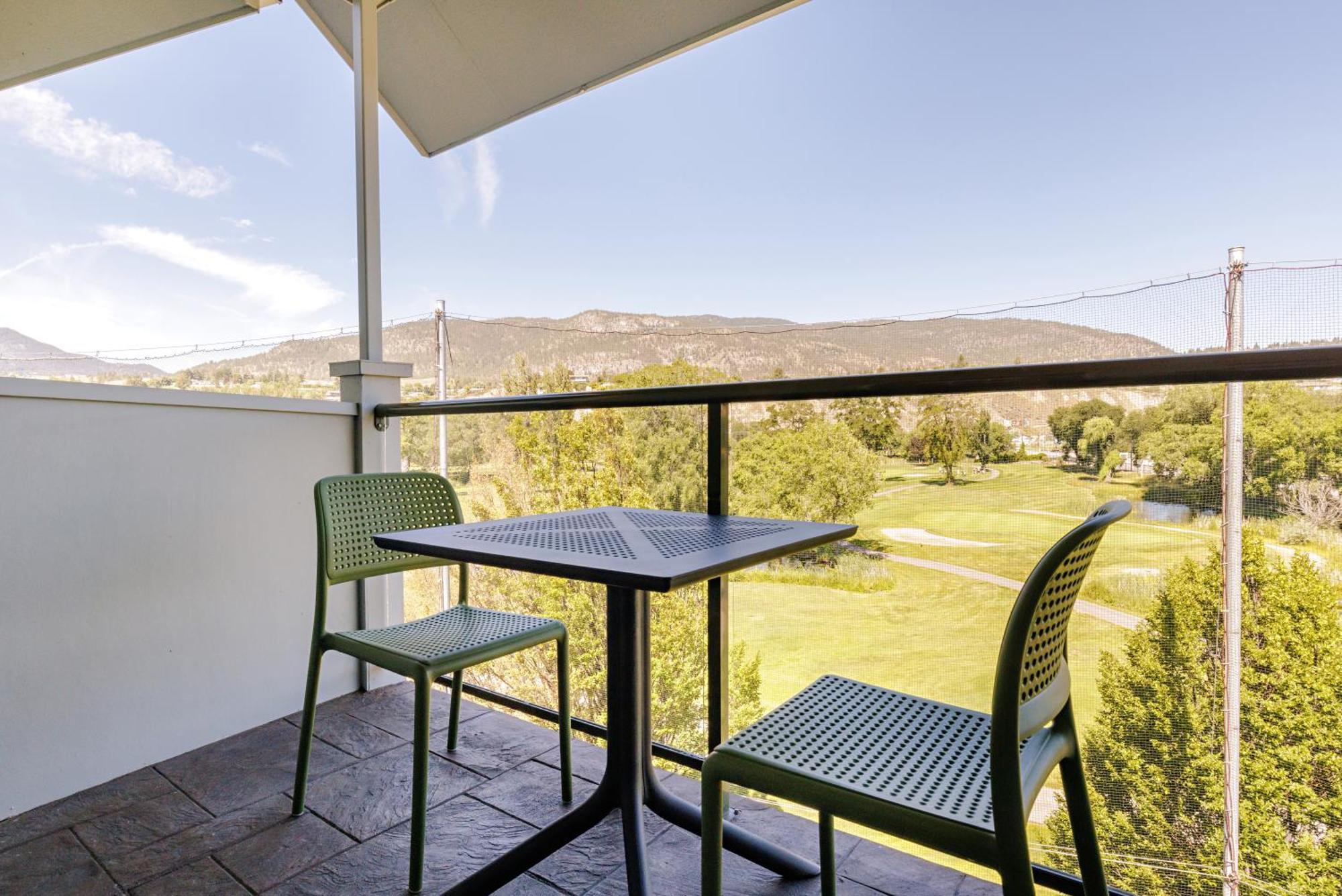 Balcomo, A Ramada By Wyndham Penticton Kültér fotó