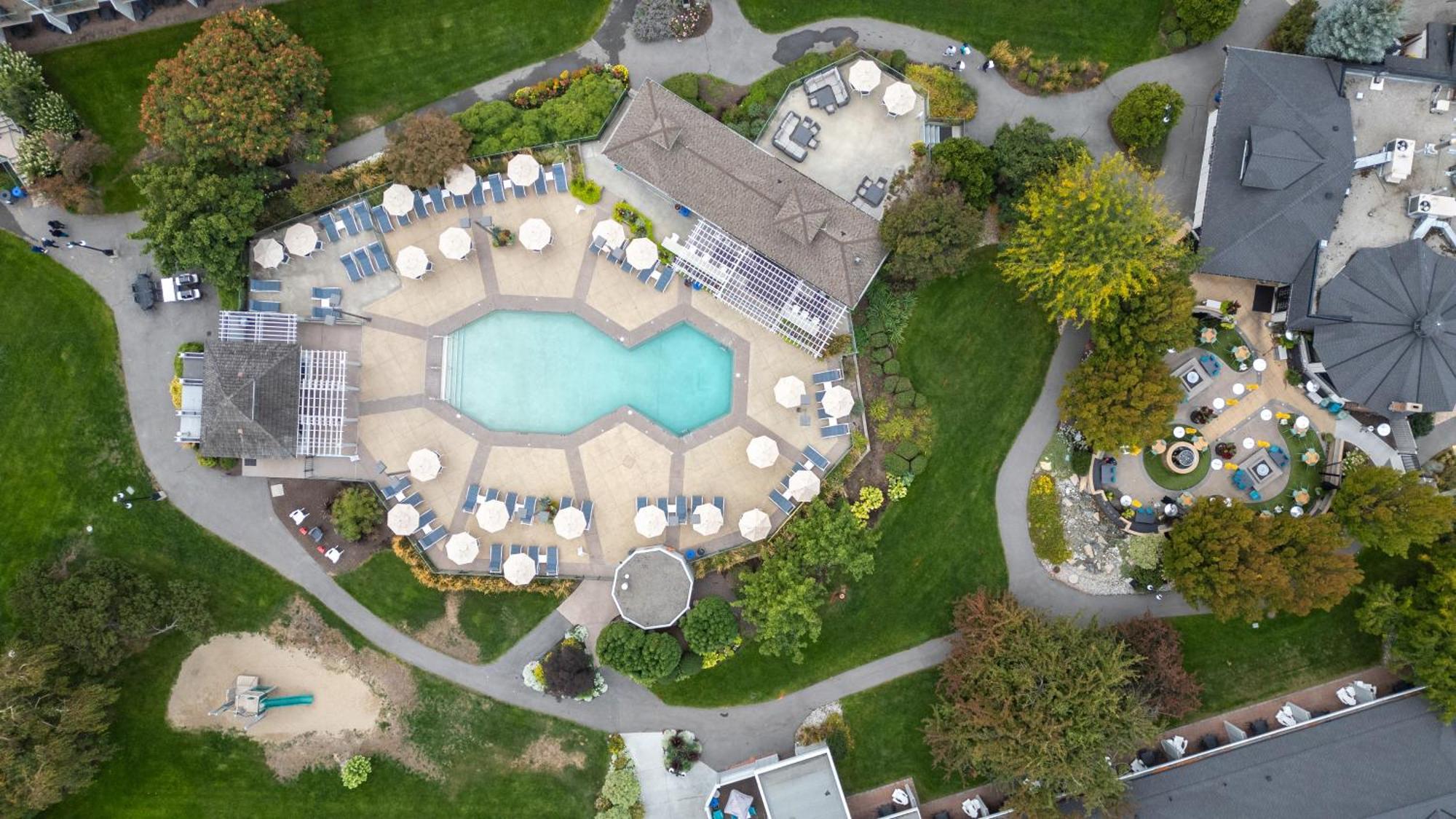 Balcomo, A Ramada By Wyndham Penticton Kültér fotó